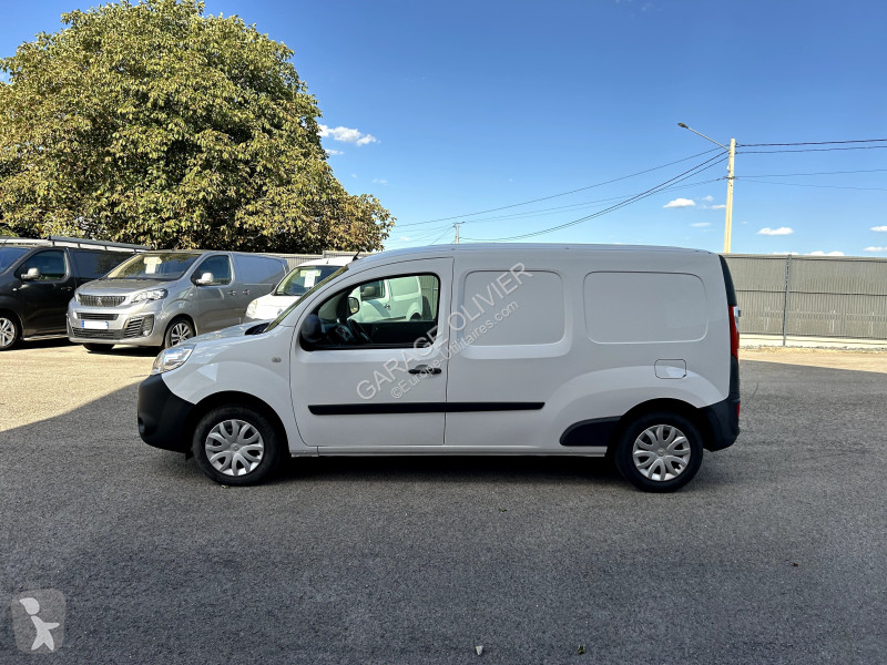Véhicule utilitaire Renault Maxi Grand Volume...