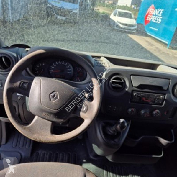 عربة نفعية Renault  Master