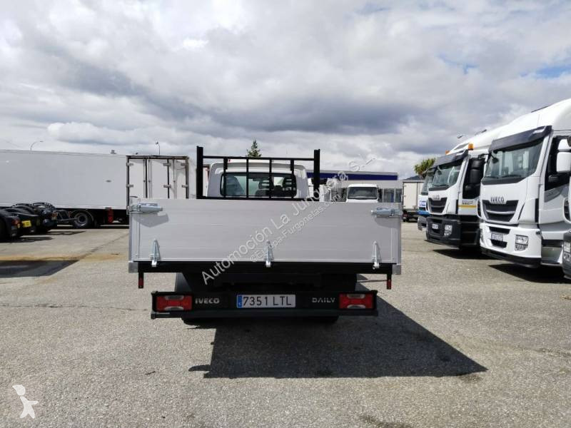 عربة نفعية Iveco