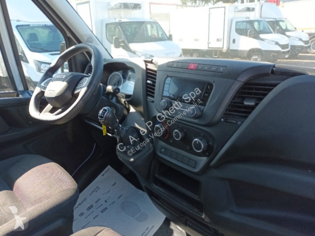 Furgoneta Iveco Daily 35C14