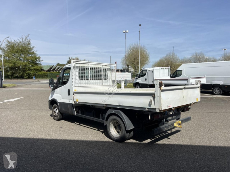 Véhicule utilitaire Iveco DAILY 35C14 Euro6 Benne