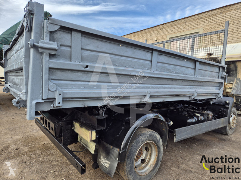 Vrachtwagen MAN 160 C