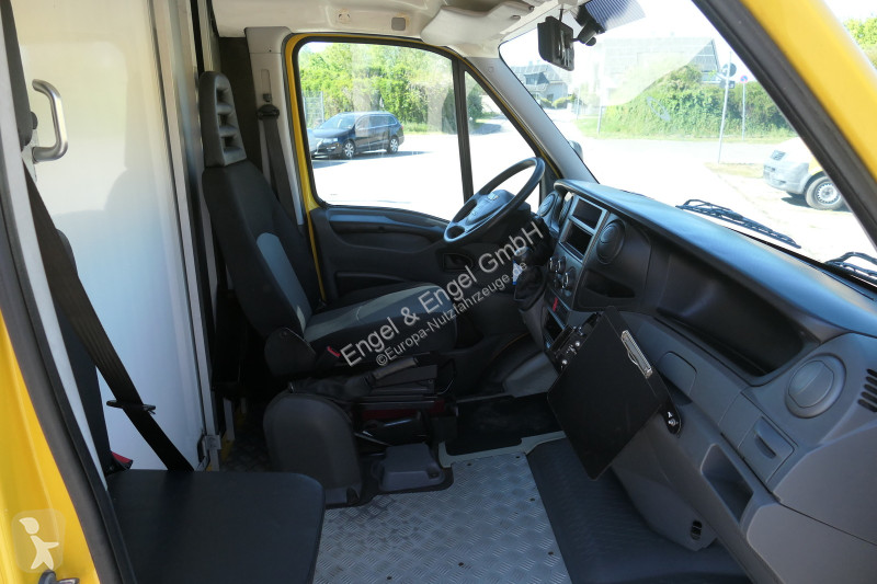 Furgoneta Iveco Daily 35 S11 C30C AUTOMATIK...