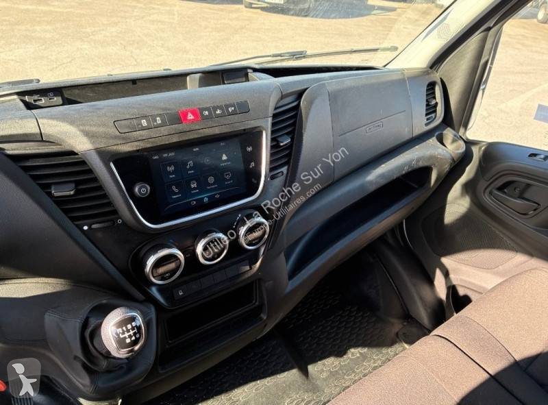 Лекотоварен автомобил Iveco