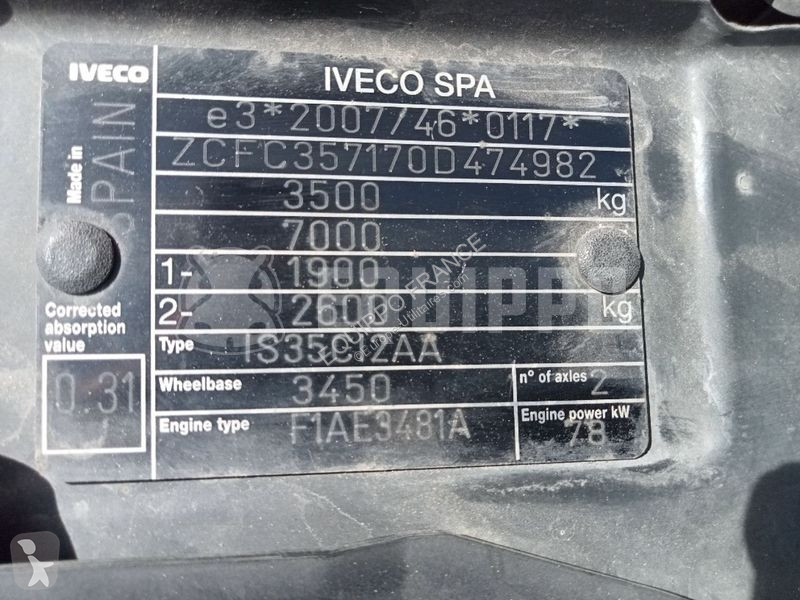 Véhicule utilitaire Iveco 35C11