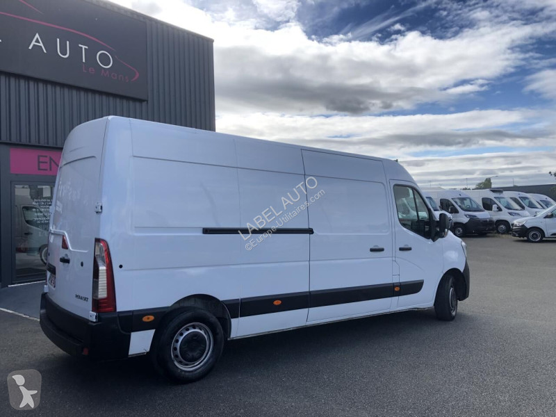 Véhicule utilitaire Renault 2.3