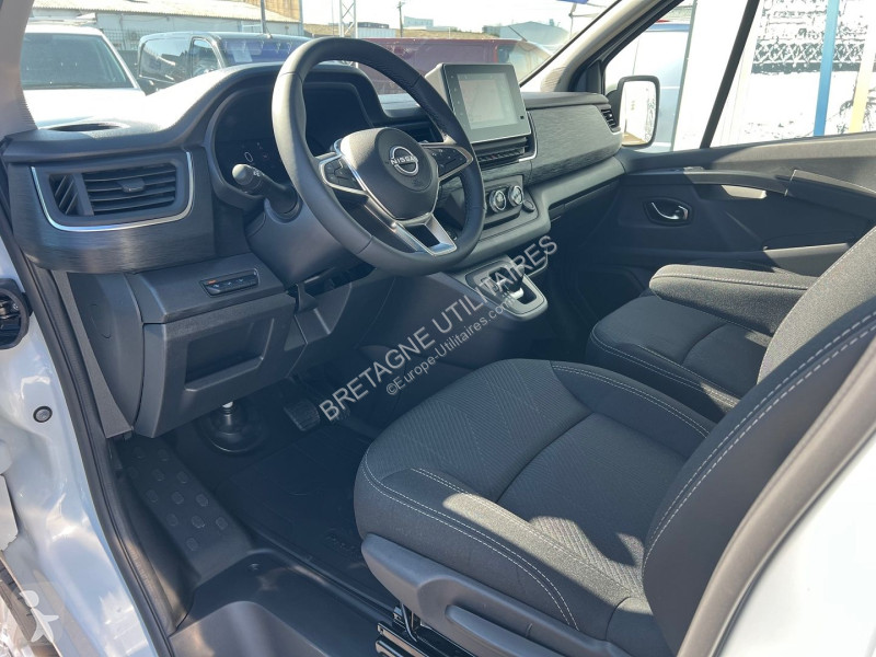 عربة نفعية Nissan PRIMASTAR FG NEUF: BLANC L1H1...