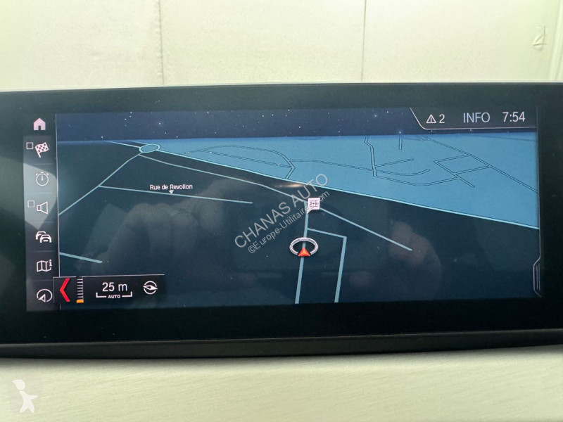 BMW sDrive 18i 136 Lounge DKG7 Transporter
