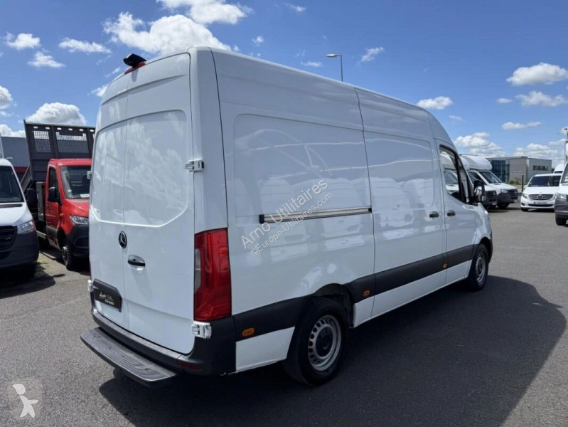 Véhicule utilitaire Mercedes