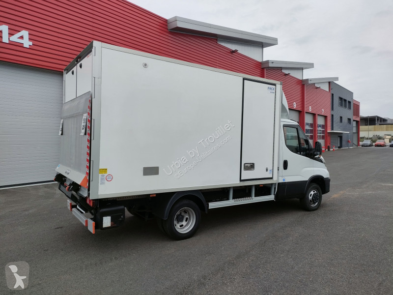Véhicule utilitaire Iveco FRIGO POSITIF/NEGATIF...