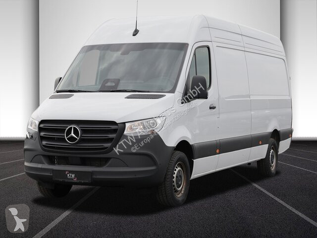 Véhicule utilitaire Mercedes Sprinter 317...