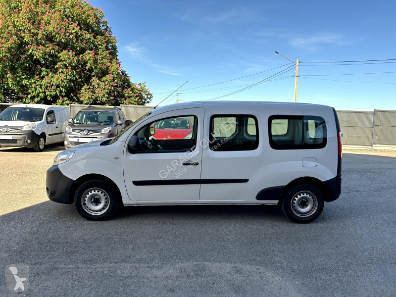 Véhicule utilitaire Renault Maxi Grand Volume...