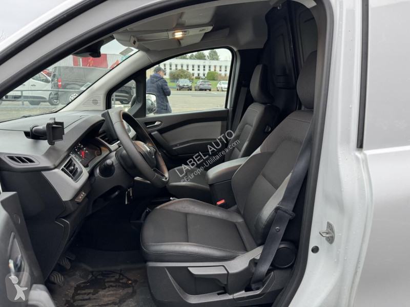 عربة نفعية Renault 1.5
