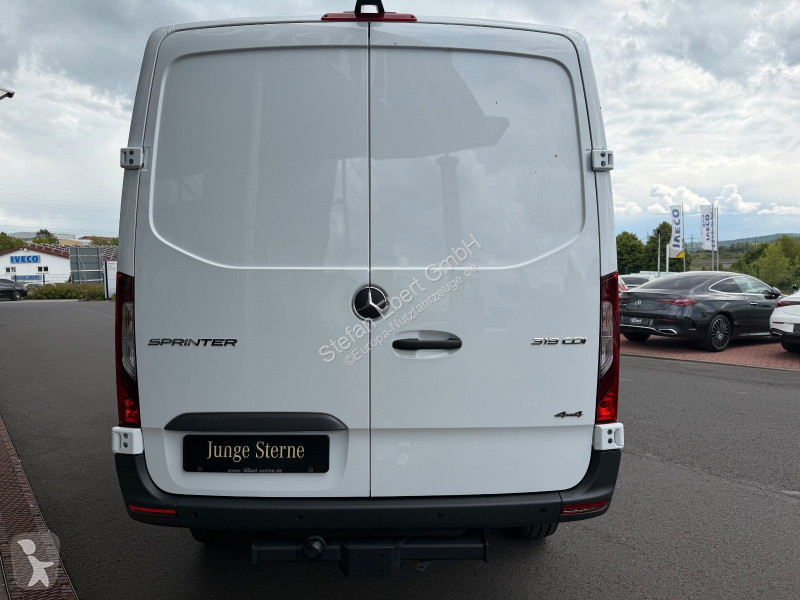 Mercedes 319 CDI 4x4 Klima AHK DISTRONIC...