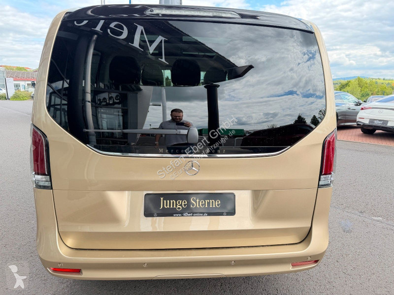 Furgoneta Mercedes V  d AVA DISTRONIC AHK 2,5to...