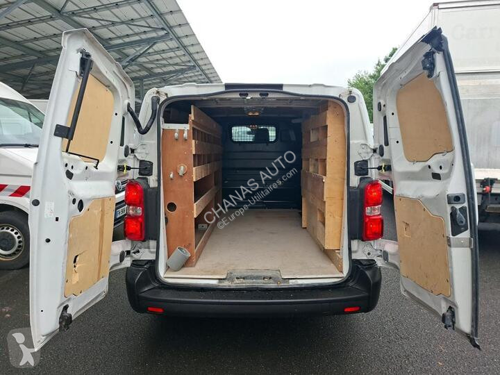 Véhicule utilitaire Toyota Long 2.0L 120 D-4D...