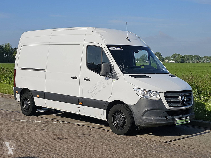 Bedrijfswagen Mercedes 311 L2H2 AUTOMAAT AIRCO