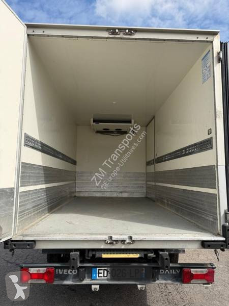 عربة نفعية Iveco
