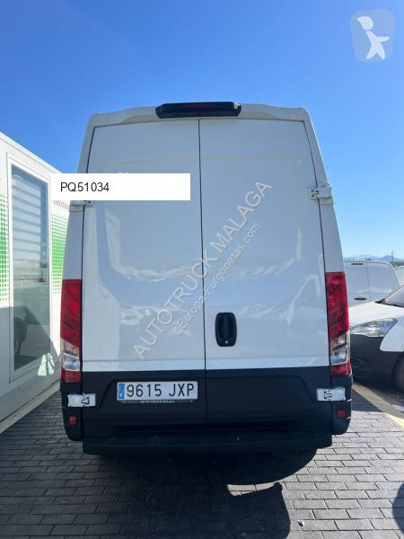 Furgoneta Iveco 35-160 L2H2