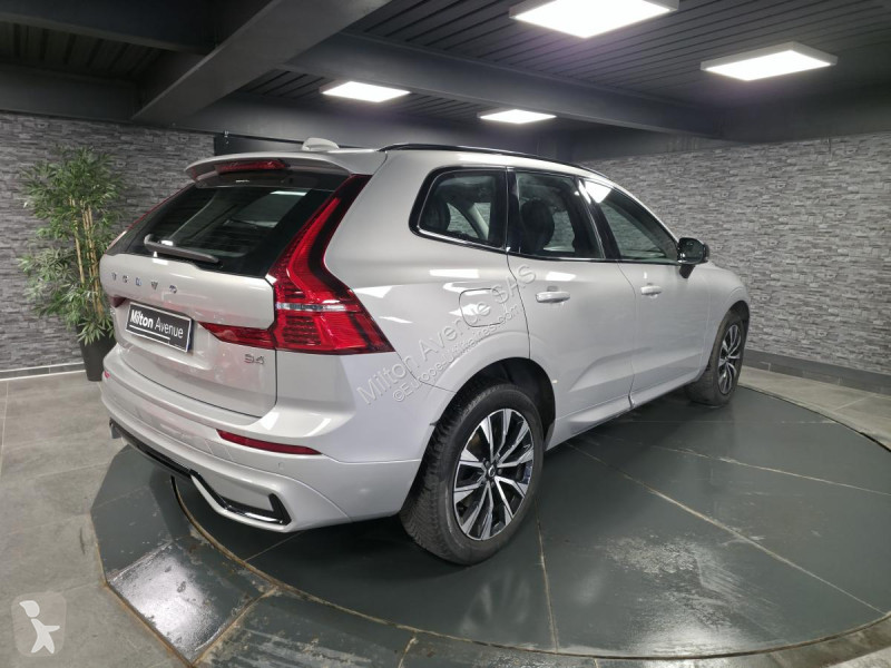 Samochód dostawczy Volvo XC60 B4 Micro-Hybride...