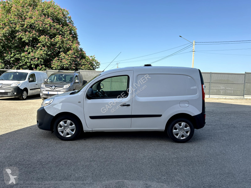 Véhicule utilitaire Renault 1.5 Blue dci 95...