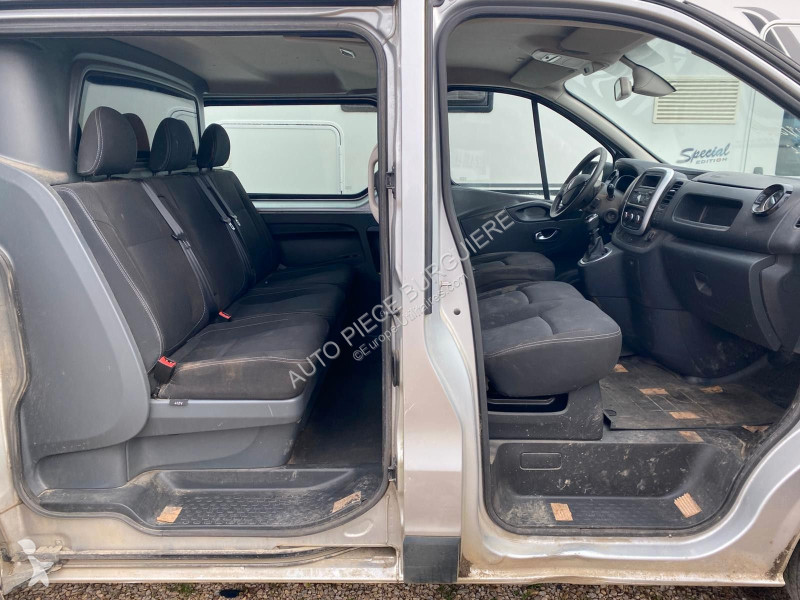 عربة نفعية Renault III 2.0 DCi 145 L1H1 / FS466