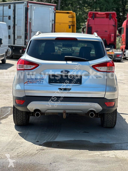 عربة نفعية Ford Sync Edition