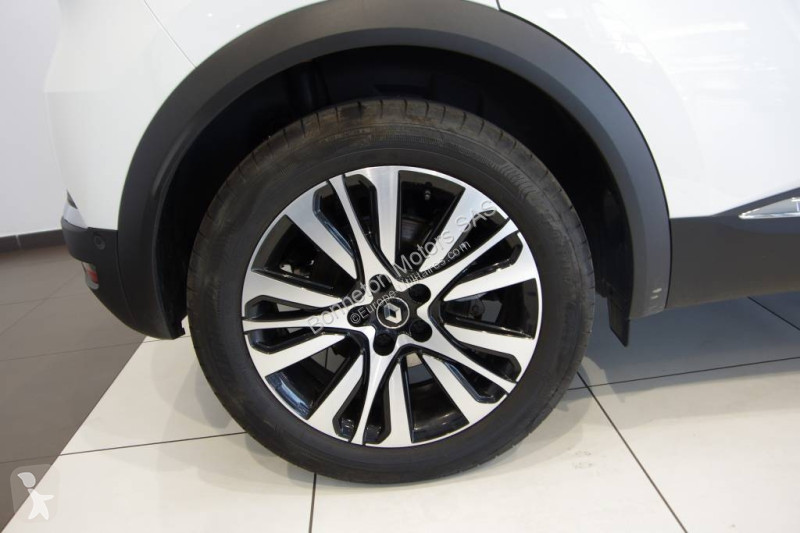 Samochód dostawczy Renault (2) Initiale Paris...