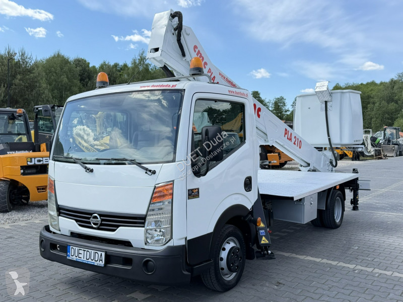 Nissan  Transporter