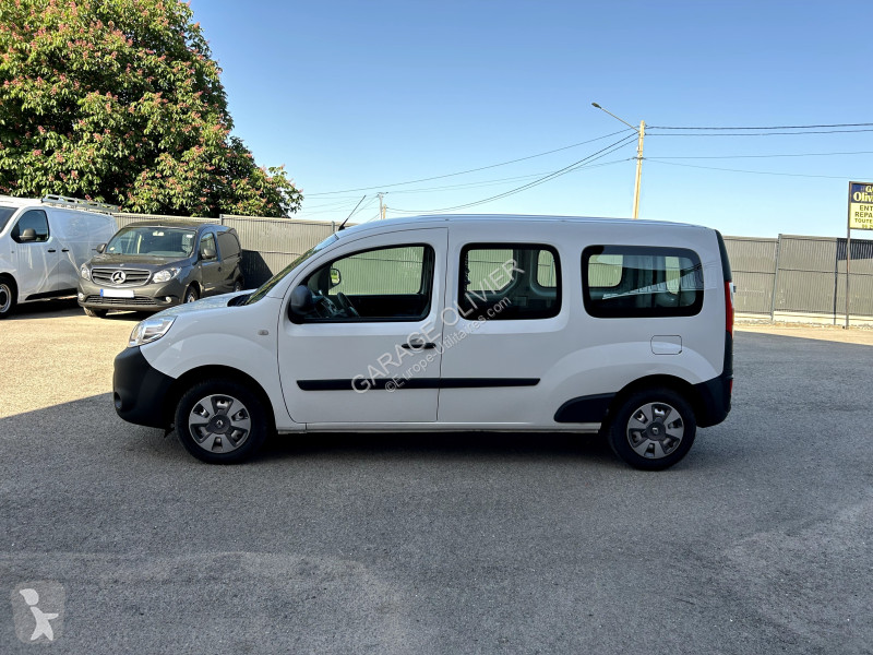 Véhicule utilitaire Renault Maxi Grand Volume...