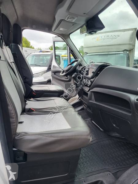 Iveco 35C18A8 van