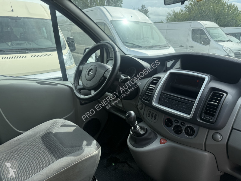 Opel VIVARO FG F2900 L2H1 2.0 CDTI 115 CABINE...