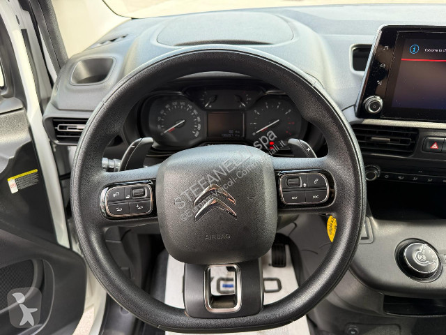عربة نفعية Citroën BERLINGO M CLUB 130 EAT 8