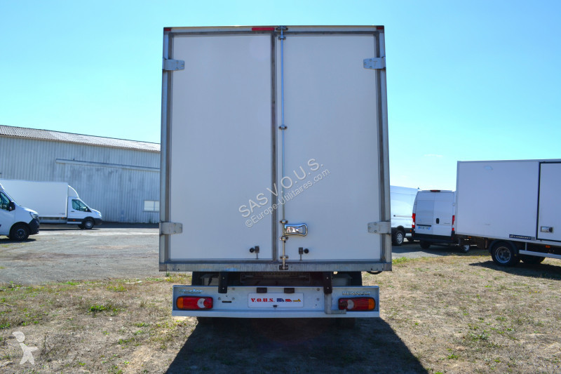 Véhicule utilitaire Renault RENAULT MASTER III...