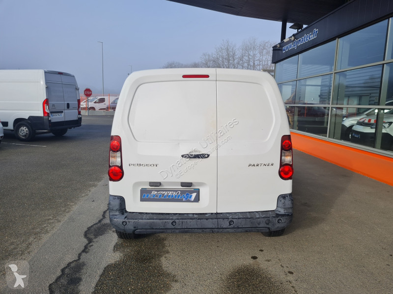 Véhicule utilitaire Peugeot PARTNER STANDARD...