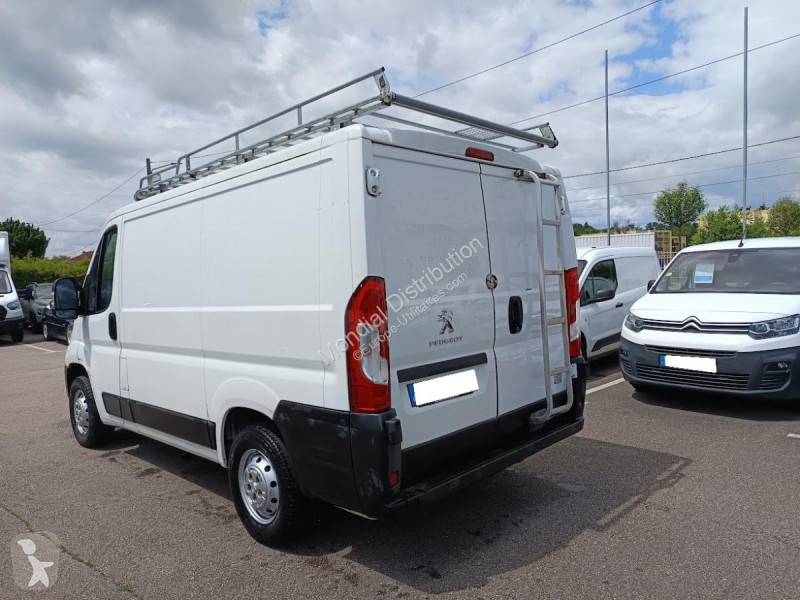 Véhicule utilitaire Peugeot