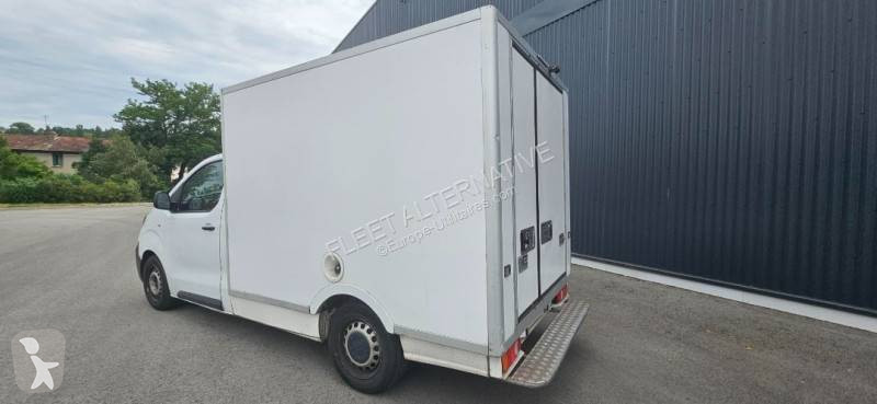 Véhicule utilitaire Peugeot