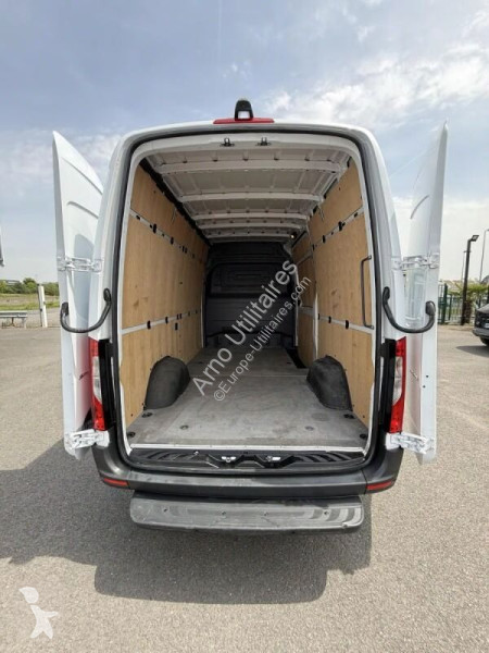 Véhicule utilitaire Mercedes