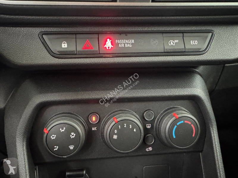 Véhicule utilitaire Dacia 1.0 TCe 110 Confort