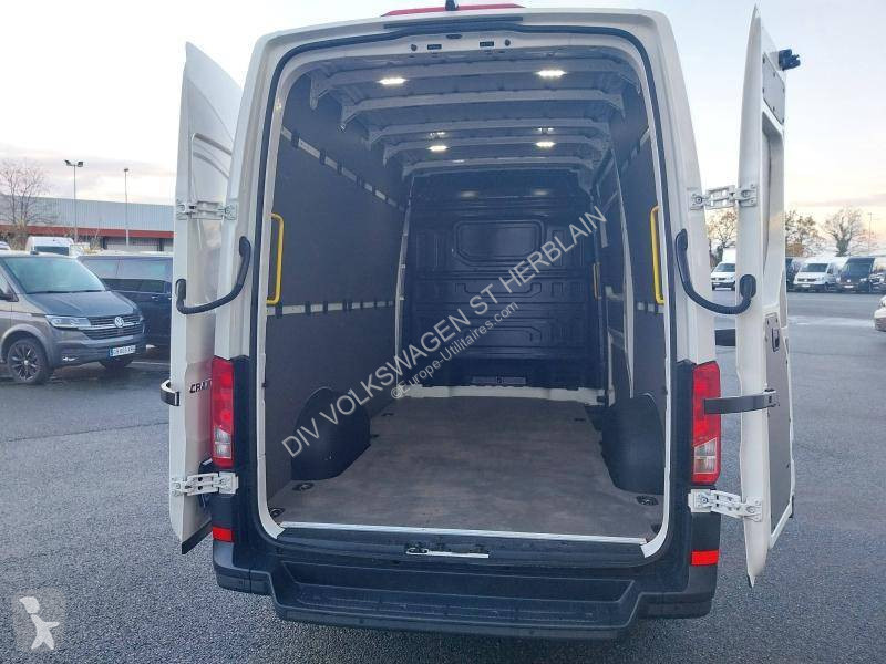 Volkswagen CRAFTER VAN 35 L3H3 2.0 TDI 140 CH van