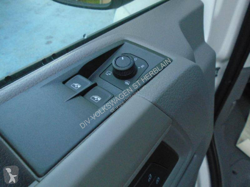 Volkswagen CRAFTER VAN 30 L3H3 2.0 TDI 140 CH van