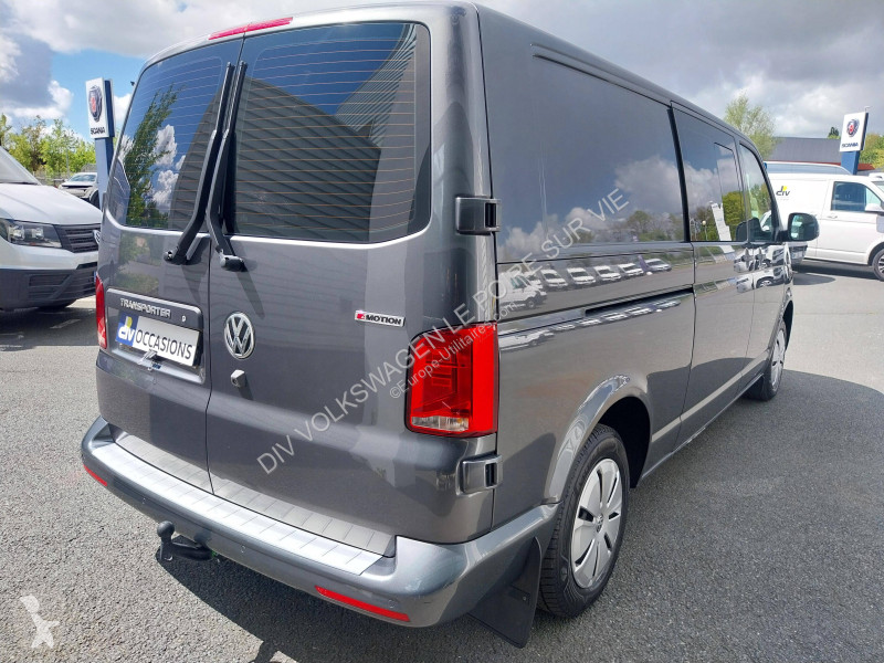 Furgoneta Volkswagen TRANSPORTER 6.1 VAN L2H1...