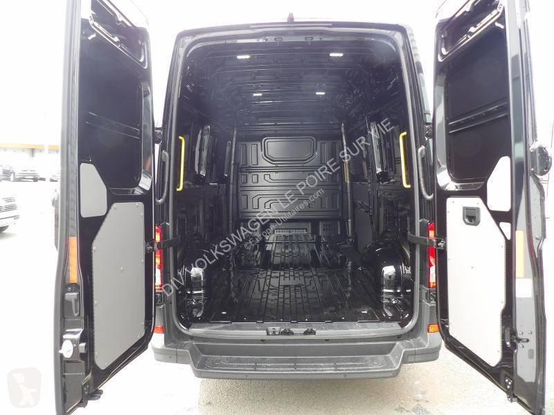 Volkswagen CRAFTER VAN 35 L3H3 2.0 TDI 177 CH...