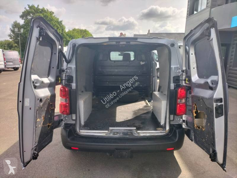 Véhicule utilitaire Toyota