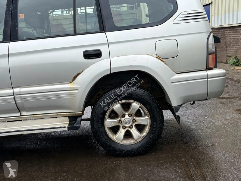 Furgoneta Toyota Prado - Diesel Engine 4x4 - 5...