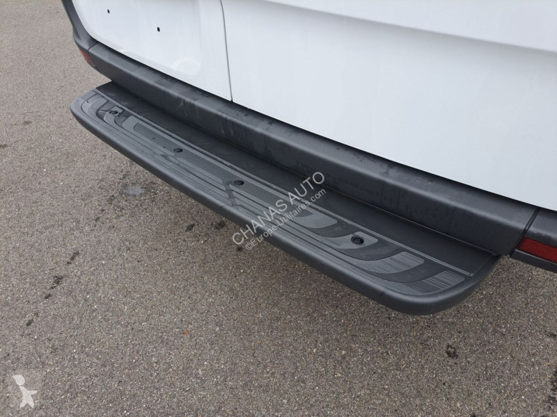Véhicule utilitaire Mercedes 317 CDI 43 3.5T...