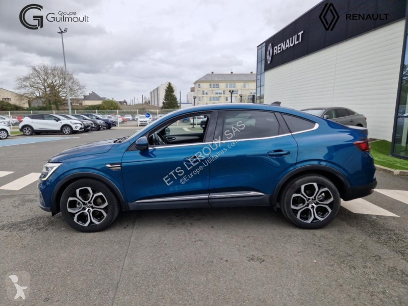 عربة نفعية Renault ARKANA