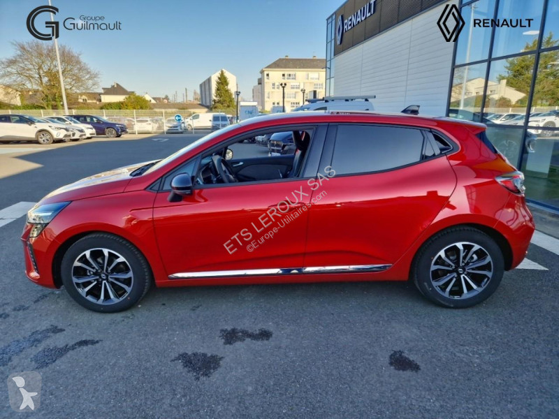 Véhicule utilitaire Renault CLIO V
