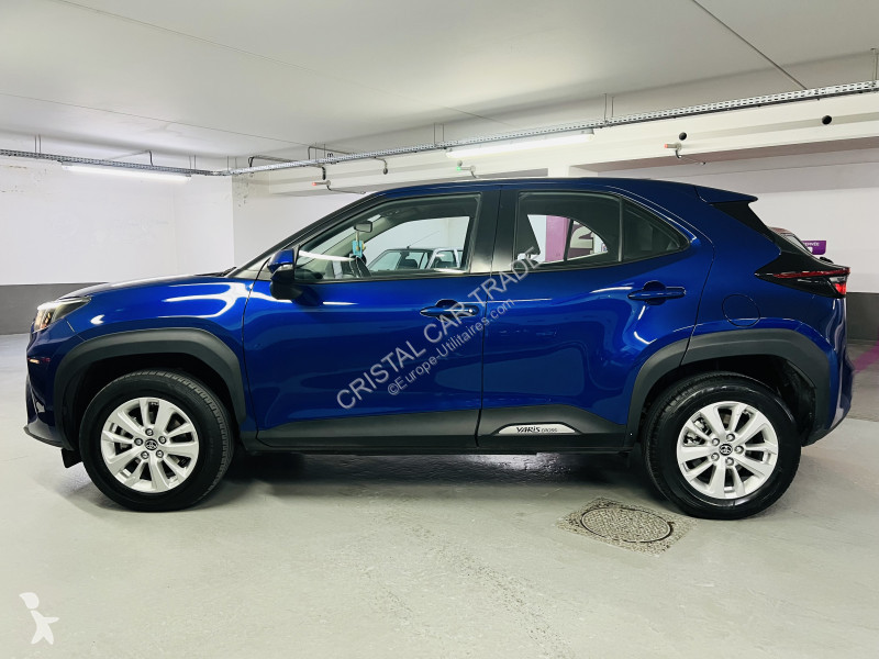 Veicolo commerciale Toyota YARIS CROSS 116H...