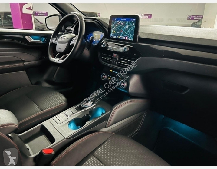عربة نفعية Ford KUGA 2.5 DURATEC 190CH FHEV E85...